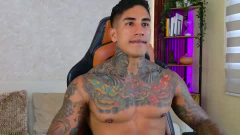 Snapshot of chris_reilly chatting on October 2, 8:57 pm chris reilly online show from October 2, 8:57 pm