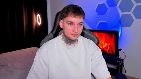 Chris Tyson online show from November 30, 8:49 am