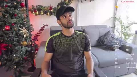 Snapshot of chrisandrew_ chatting on December 9, 2:51 pm Im Chirs IM MODEL INDEPENDT online show from December 9, 2:51 pm