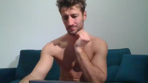 chrisaron online show from November 19, 5:18 am