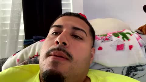 chrisb8593 online show from September 30, 1:14 pm
