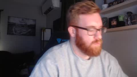 chrismg89 online show from December 11, 5:10 pm