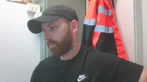 chrisomate31 online show from January 31, 2:37 am