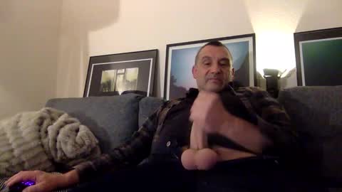 chrispanam13 online show from April 14, 8:30 pm