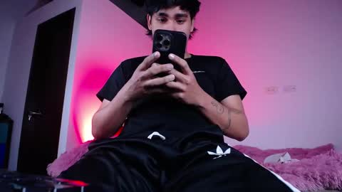 Christian Wang online show from October 13, 1:22 am