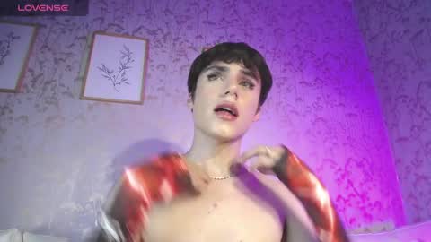 Chris online show from February 28, 9:01 pm