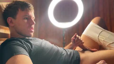 Christopher online show from March 3, 1:40 pm