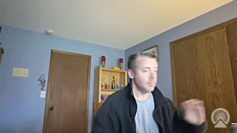 chrisw8121 online show from April 11, 7:06 pm