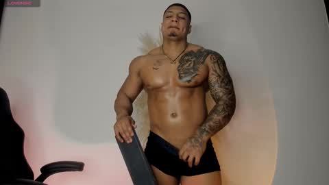 chrizmacgregor online show from October 10, 2:16 am