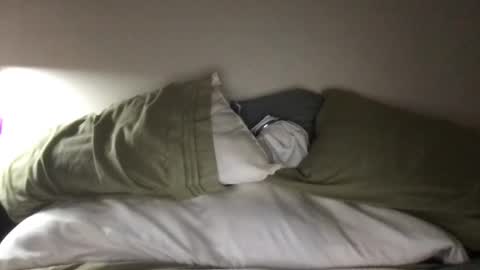 Snapshot of chubbeebear chatting on September 21, 1:39 am lOOking4me online show from September 21, 1:39 am