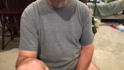 Snapshot of chubbeebear chatting on September 25, 2:43 am lOOking4me online show from September 25, 2:43 am