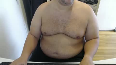 AstorYvr online show from October 16, 4:26 pm