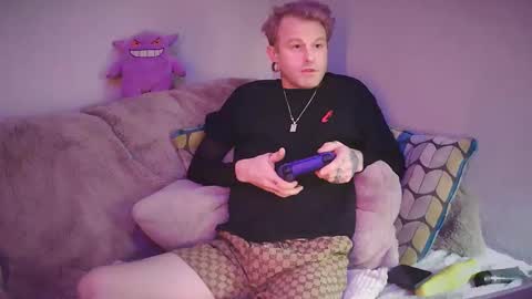 ChubsChadwell online show from November 12, 2:28 am