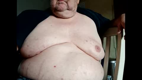 chubyluver11896 online show from December 17, 4:24 pm