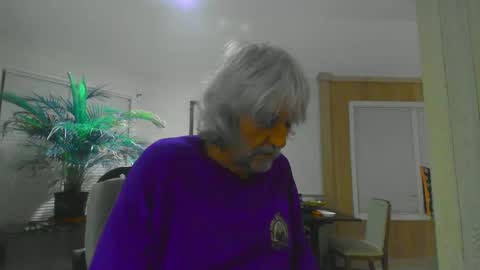 chuck354139 online show from December 22, 8:16 am