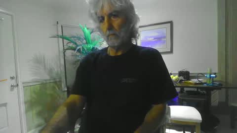 chuck354139 online show from December 26, 8:50 am