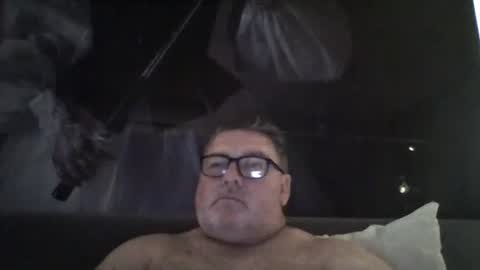 Griff online show from April 7, 9:59 pm