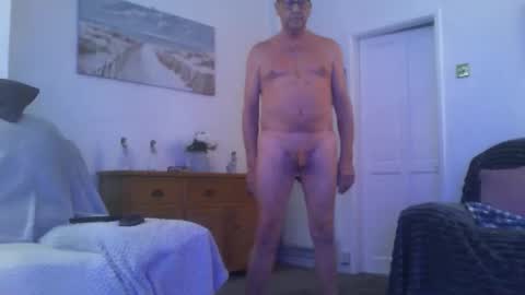 Cineman22 online show from November 22, 9:31 am