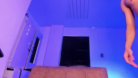 cj_davis1 online show from April 11, 3:02 am