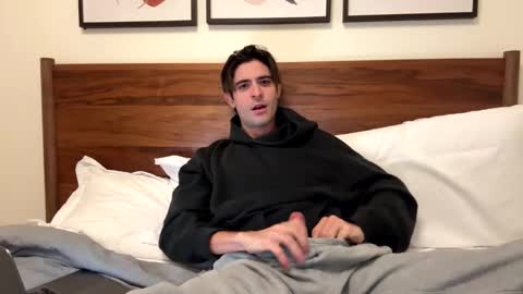 ckeefer96 online show from October 29, 6:00 pm