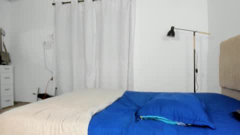 Claimom online show from December 19, 4:31 am