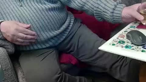 clanard online show from December 1, 11:30 pm