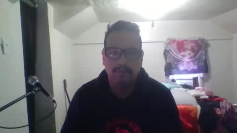 clark_kent1986 online show from April 30, 12:34 pm