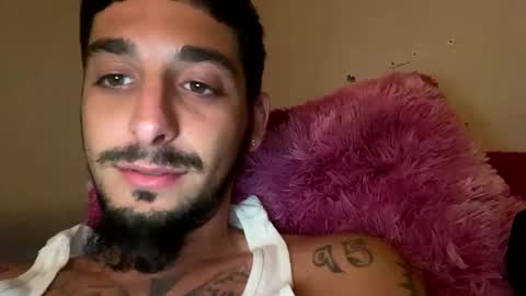 Snapshot of clarkshammer95 chatting on February 28, 9:01 pm clarkshammer95 online show from February 28, 9:01 pm