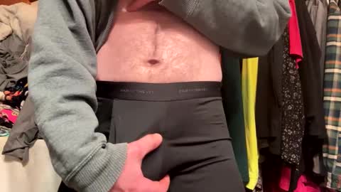 Snapshot of cleetis69 chatting on December 28, 8:37 am cleetis69 online show from December 28, 8:37 am