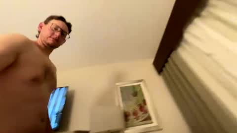 climb_trees online show from October 10, 4:06 am
