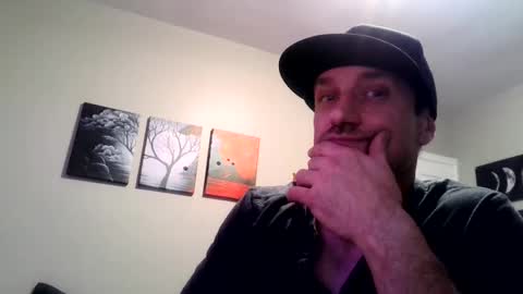 chad online show from December 22, 7:44 am