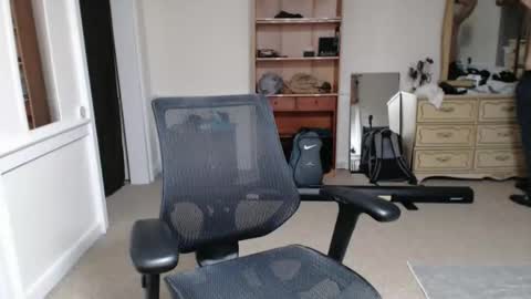 Cloud online show from February 26, 2:02 am