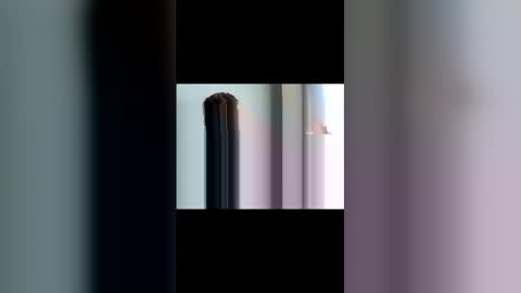 hungSelff online show from April 27, 9:50 am