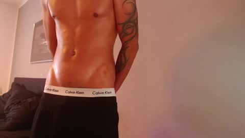 coitzzz online show from December 29, 9:39 am