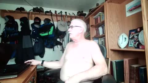 colchuck online show from March 23, 5:08 pm