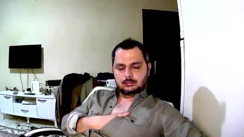 Snapshot of coldskull15 chatting on February 23, 7:14 pm coldskull15 online show from February 23, 7:14 pm