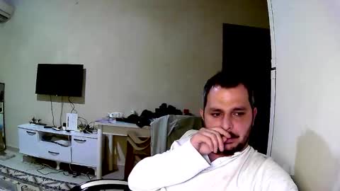 Snapshot of coldskull15 chatting on February 5, 5:32 pm coldskull15 online show from February 5, 5:32 pm