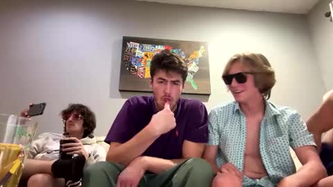 college_packing_8 online show from October 8, 1:43 am