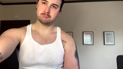 Snapshot of collegeboy417 chatting on February 6, 10:21 pm collegeboy417 online show from February 6, 10:21 pm