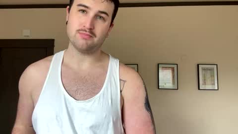 Snapshot of collegeboy417 chatting on January 30, 10:41 pm collegeboy417 online show from January 30, 10:41 pm