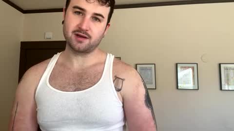 Snapshot of collegeboy417 chatting on January 21, 10:19 pm collegeboy417 online show from January 21, 10:19 pm
