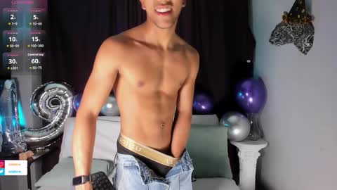 colstorw_ online show from November 15, 10:50 am