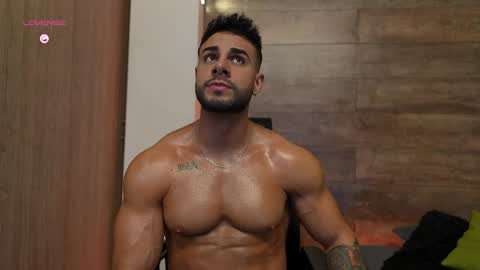 connor_h1 online show from April 6, 12:18 am