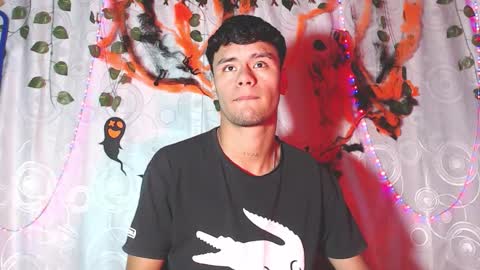 connor_michael online show from October 26, 8:22 pm