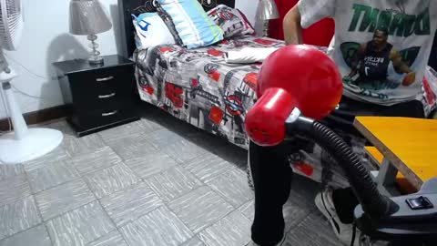  . .. .  online show from February 19, 12:22 pm