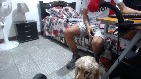  . .. .  online show from February 22, 12:29 pm