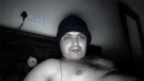 Snapshot of cool_breeze09 chatting on January 15, 6:19 pm Cool Breeze09 online show from January 15, 6:19 pm