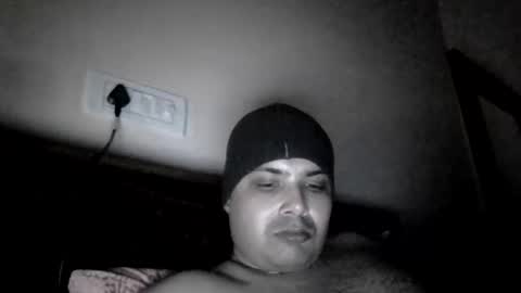 Snapshot of cool_breeze09 chatting on February 24, 5:42 pm Cool Breeze09 online show from February 24, 5:42 pm