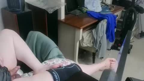 Chuck online show from November 2, 1:04 pm