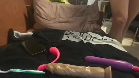 cooper_185 online show from February 12, 10:27 pm